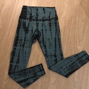 Lululemon tie dye leggings